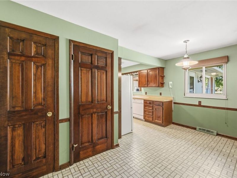 5108 Evergreen Drive, North Olmsted, OH 44070 Photo 14
