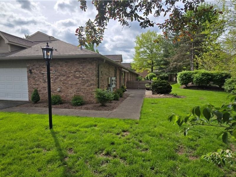 2708 Shakespeare Lane, Unit 2708, Avon, OH 44011 Photo 1