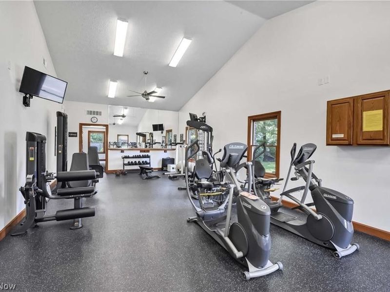 2708 Shakespeare Lane, Unit 2708, Avon, OH 44011 Photo 32