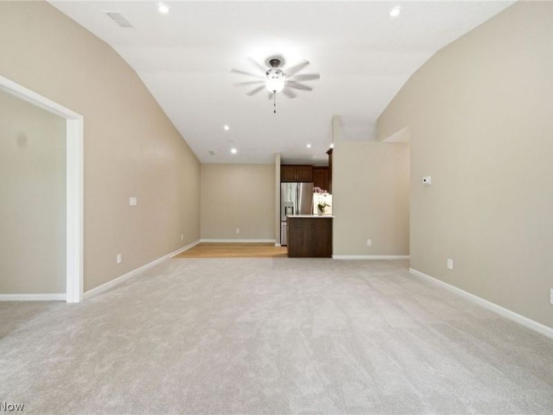 2708 Shakespeare Lane, Unit 2708, Avon, OH 44011 Photo 7