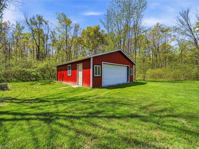 16715 Nauvoo Road, Middlefield, OH 44062 Photo 28