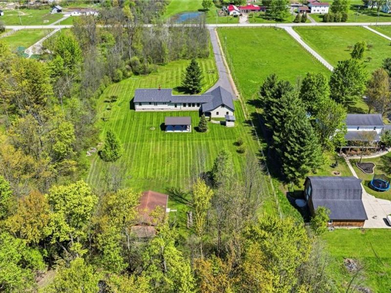 16715 Nauvoo Road, Middlefield, OH 44062 Photo 35