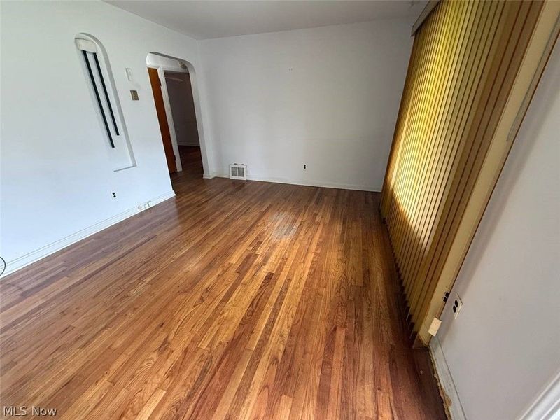 4076 E 187th Street, Cleveland, OH 44122 Photo 10