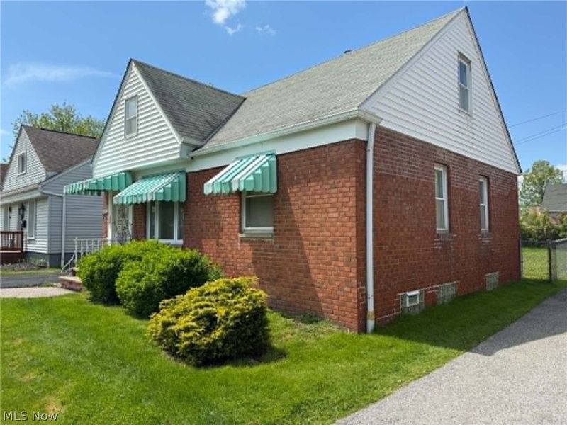 4076 E 187th Street, Cleveland, OH 44122 Photo 5