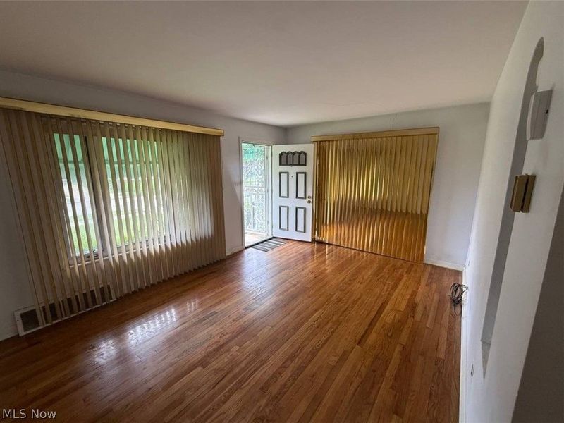 4076 E 187th Street, Cleveland, OH 44122 Photo 6