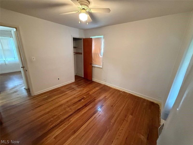 4076 E 187th Street, Cleveland, OH 44122 Photo 8