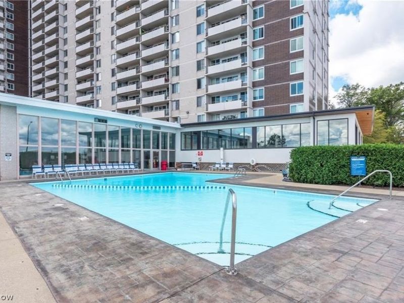12900 Lake Avenue, Unit 111, Lakewood, OH 44107 Photo 17