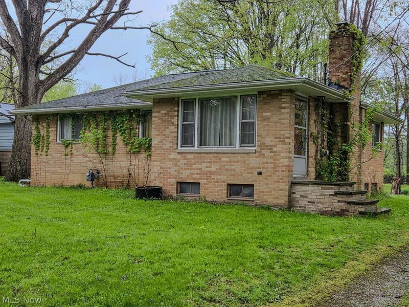 1137 Warren Drive, Brunswick, OH 44212 Photo 2
