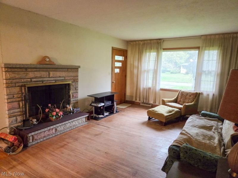 1137 Warren Drive, Brunswick, OH 44212 Photo 5
