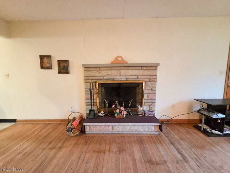 1137 Warren Drive, Brunswick, OH 44212 Photo 6