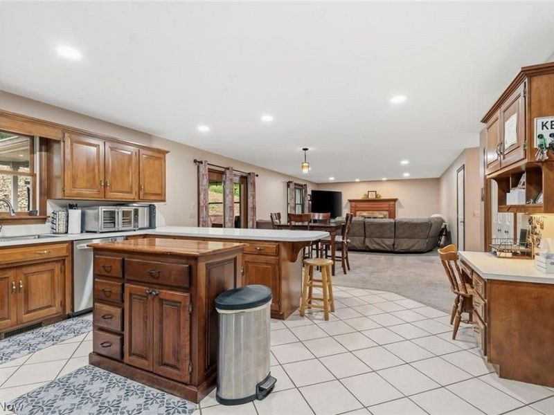 1368 Terrace Road NW, New Philadelphia, OH 44663 Photo 18