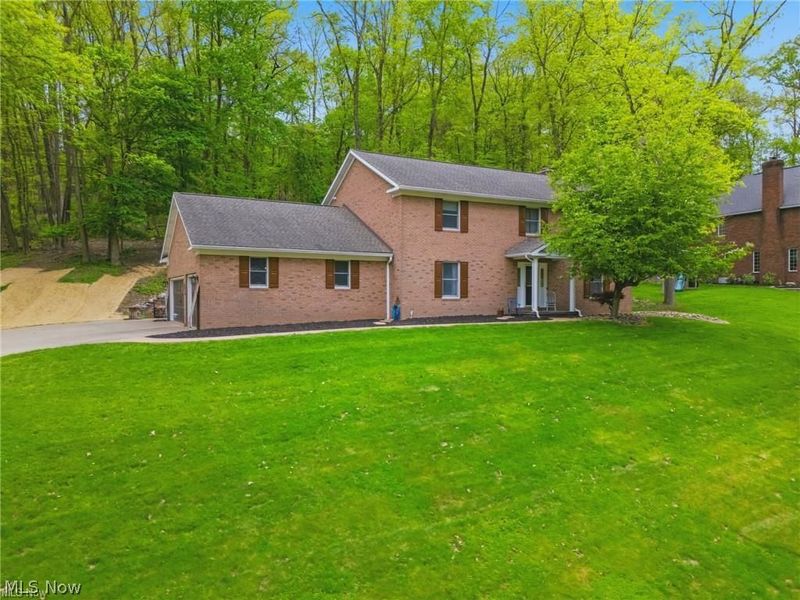 1368 Terrace Road NW, New Philadelphia, OH 44663 Photo 2