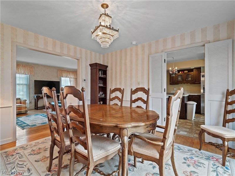 1565 Greenleaf Circle, Westlake, OH 44145 Photo 13