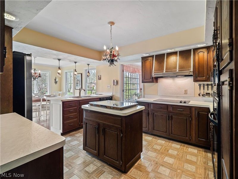 1565 Greenleaf Circle, Westlake, OH 44145 Photo 17