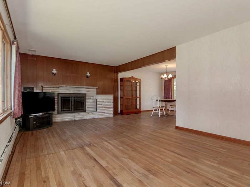 11560 Girdled Road, Concord Township, OH 44077 Photo 5