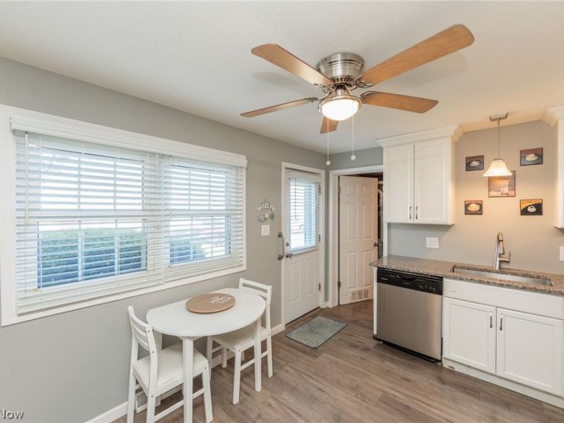 23540 David Drive, Unit 117, North Olmsted, OH 44070 Photo 12