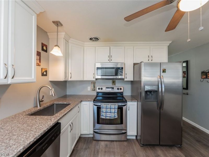23540 David Drive, Unit 117, North Olmsted, OH 44070 Photo 15