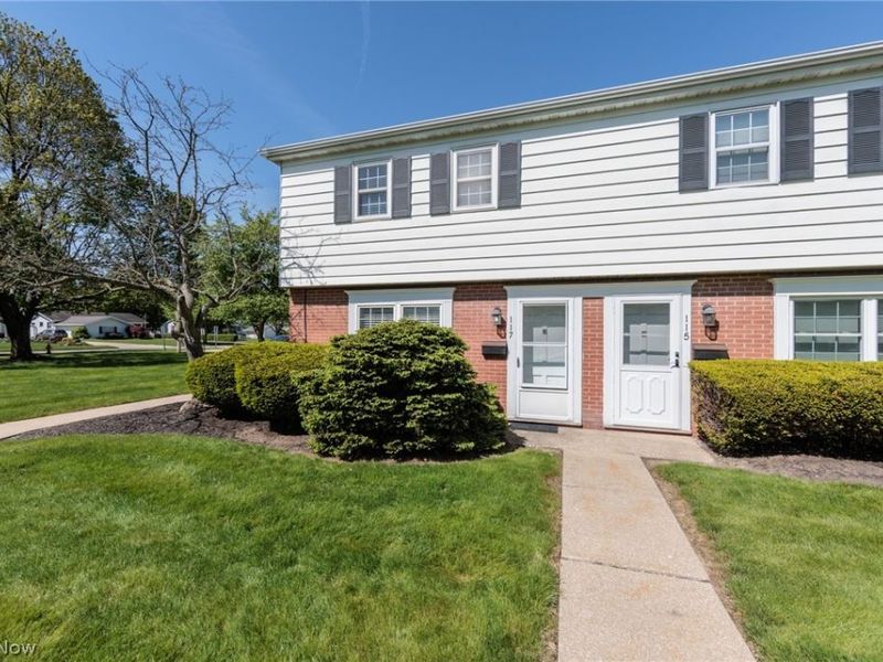 23540 David Drive, Unit 117, North Olmsted, OH 44070 Photo 2
