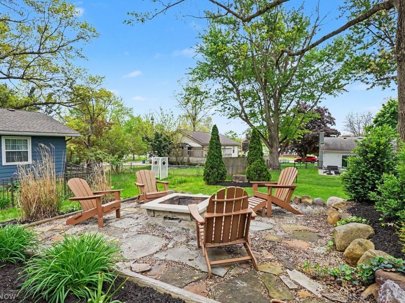 498 Green Field Circle, Tallmadge, OH 44278 Photo 12