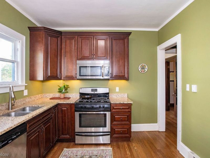 2088 West Boulevard , Cleveland, OH 44102 Photo 10