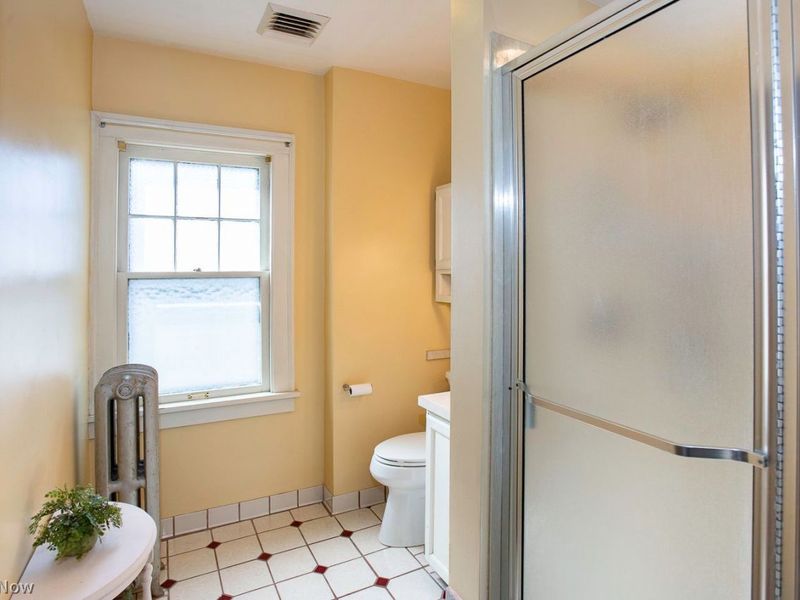 2088 West Boulevard , Cleveland, OH 44102 Photo 20