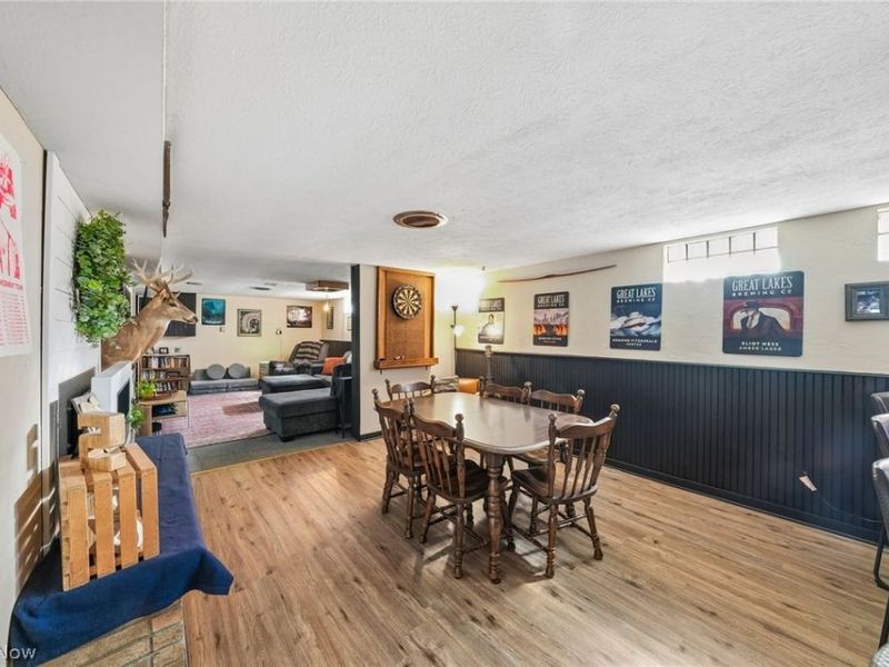 17600 Chatfield Avenue , Cleveland, OH 44111 Photo 24