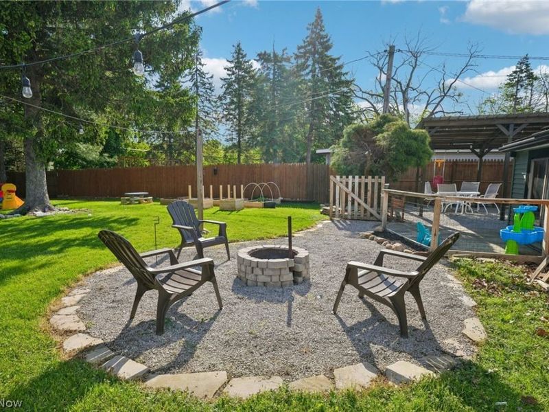 17600 Chatfield Avenue , Cleveland, OH 44111 Photo 30