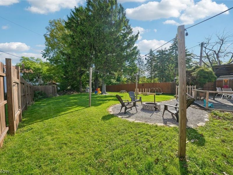 17600 Chatfield Avenue , Cleveland, OH 44111 Photo 31