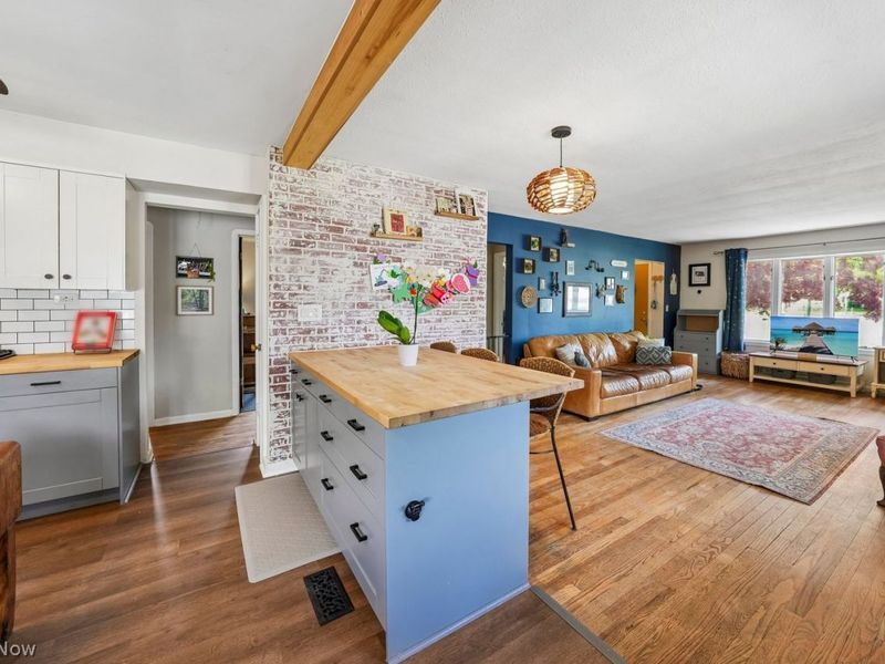 17600 Chatfield Avenue , Cleveland, OH 44111 Photo 7
