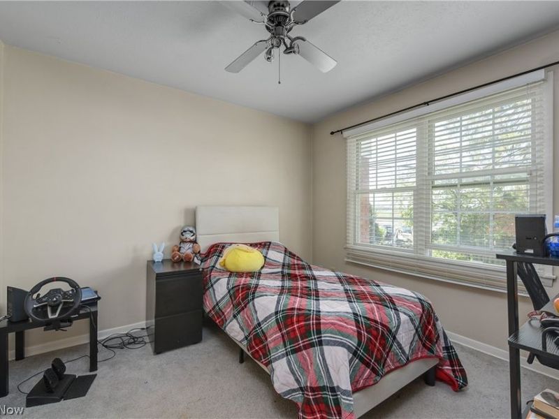Fairview Park, OH 44126 Photo 10