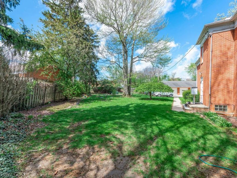 Fairview Park, OH 44126 Photo 14