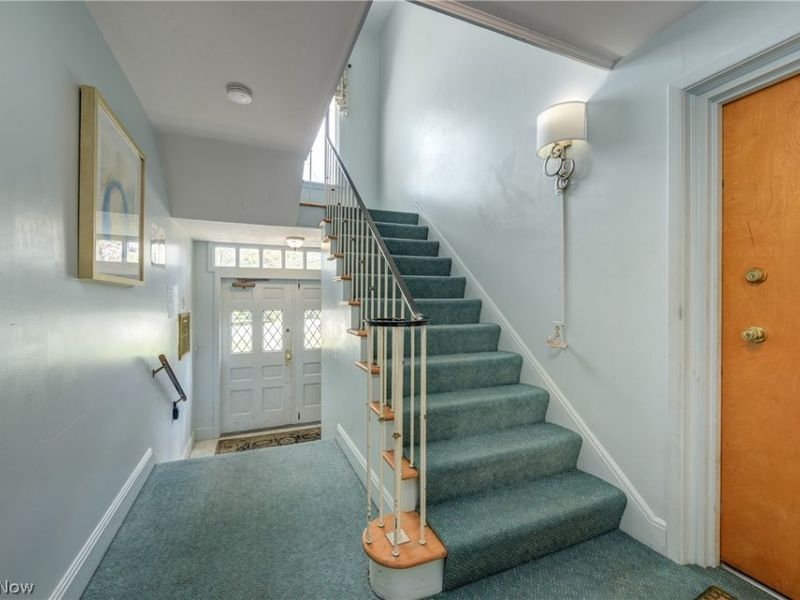 Fairview Park, OH 44126 Photo 15