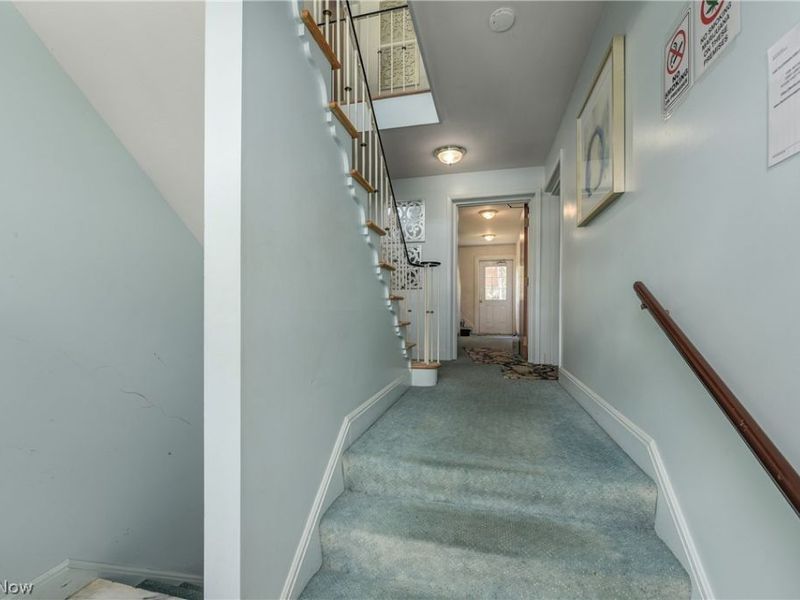 Fairview Park, OH 44126 Photo 16