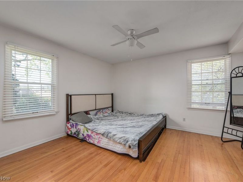 Fairview Park, OH 44126 Photo 9