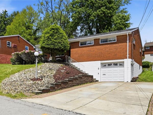 8008 Mark Dr , Verona, PA 15147