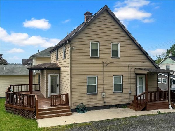 1098 Tenth St, West Pittsburg, PA 16160