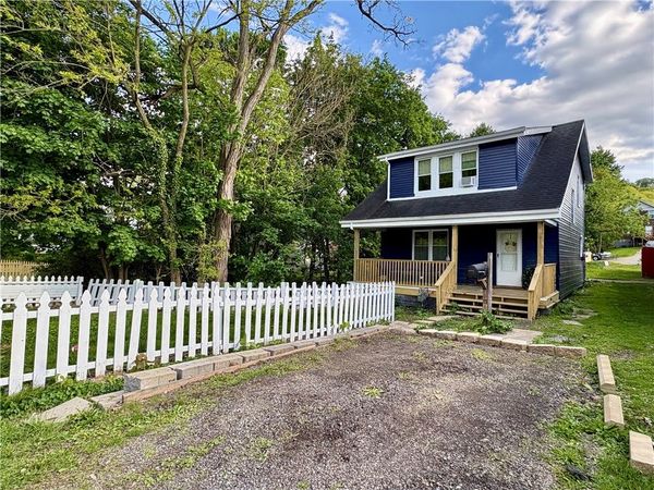 1416 Ridge Ave , Coraopolis, PA 15108