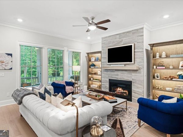 410 Anglin Walk, Alpharetta, GA 30009