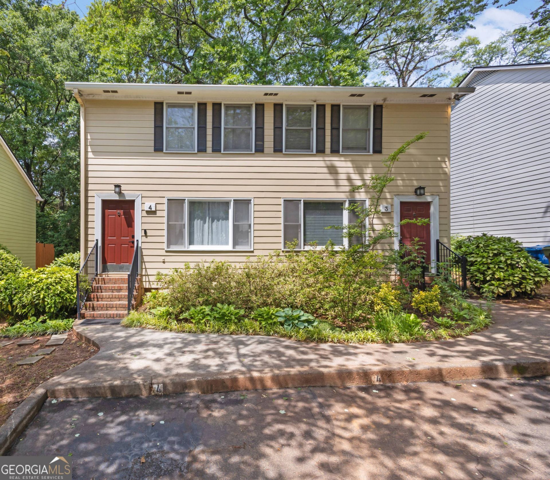 4 Holly Downs Court Nw, Atlanta, GA 30318 Main Photo