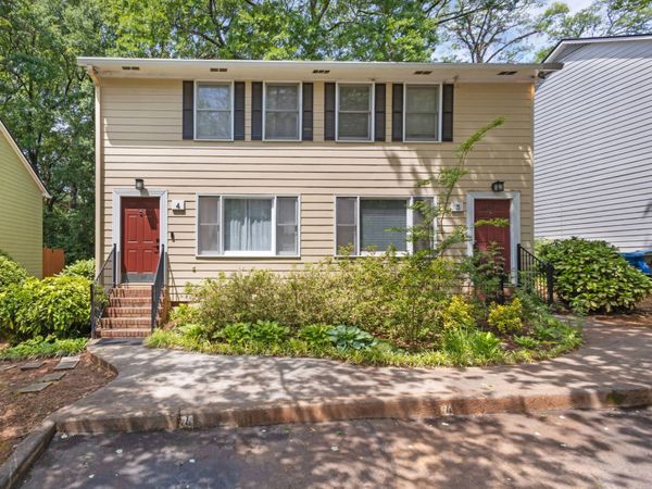4 Holly Downs Court NW, Atlanta, GA 30318