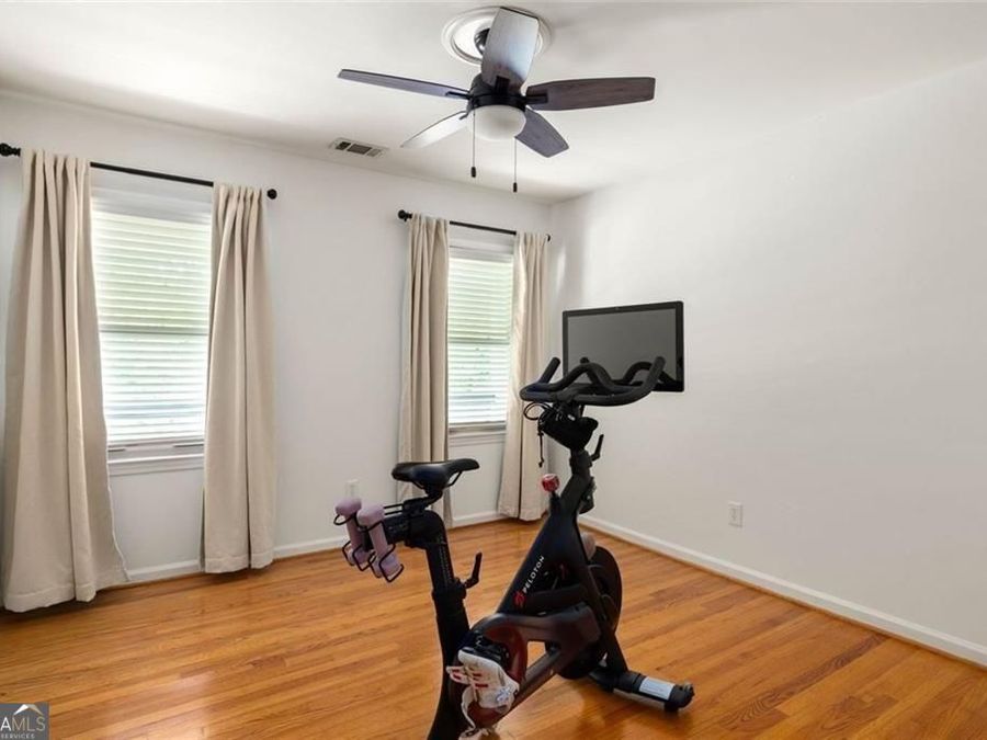 Property Image 32