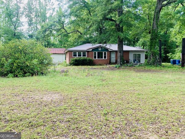 3705 Confederate Drive, Macon, GA 31211