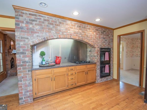 505 Pine Circle, Peachtree City, GA 30269