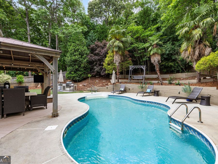 Property Image 80