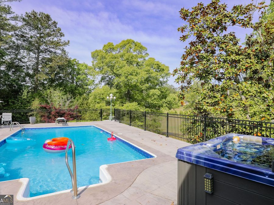 Property Image 33