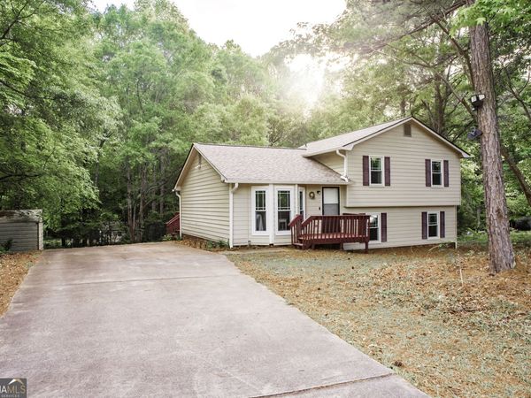 180 Beverly Park Court, Newnan, GA 30263