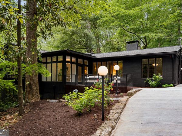 922 Barton Woods Road NE, Atlanta, GA 30307