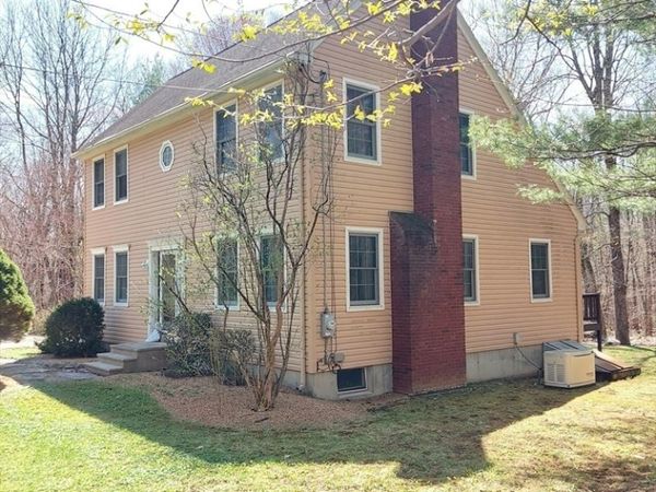 235 River Street, Leicester, MA 01524