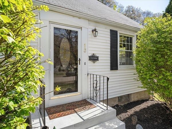 13 Sylvester Road, Natick, MA 01760
