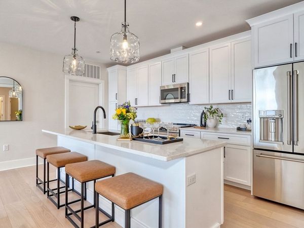62 Foundry St, Unit 409, Wakefield, MA 01880